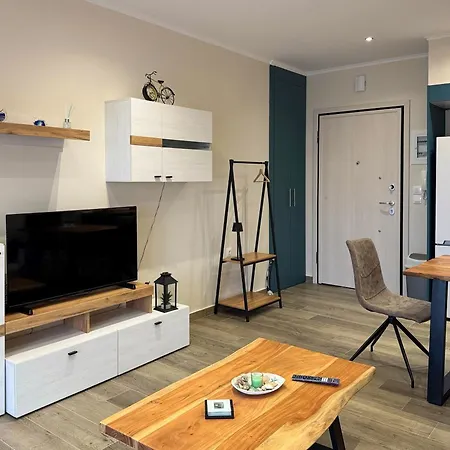Aloe By Halu! - Charming In Moudania Apartment